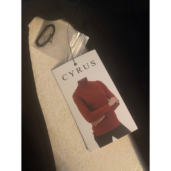 Cyrus black turtle neck womans medium cutout shoulder new with tags cute pro - Picture 2 of 8